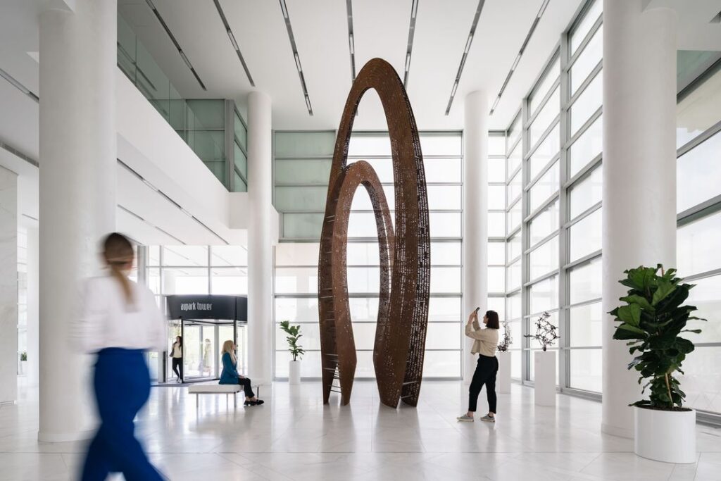 Naše služby v projekte redizajnu lobby v Aupark Tower, Bratislava